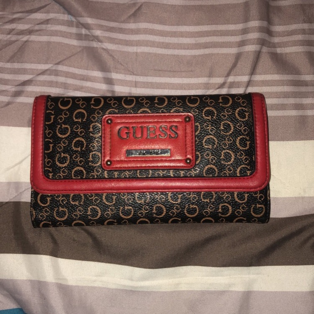 COPY - Guess wallet